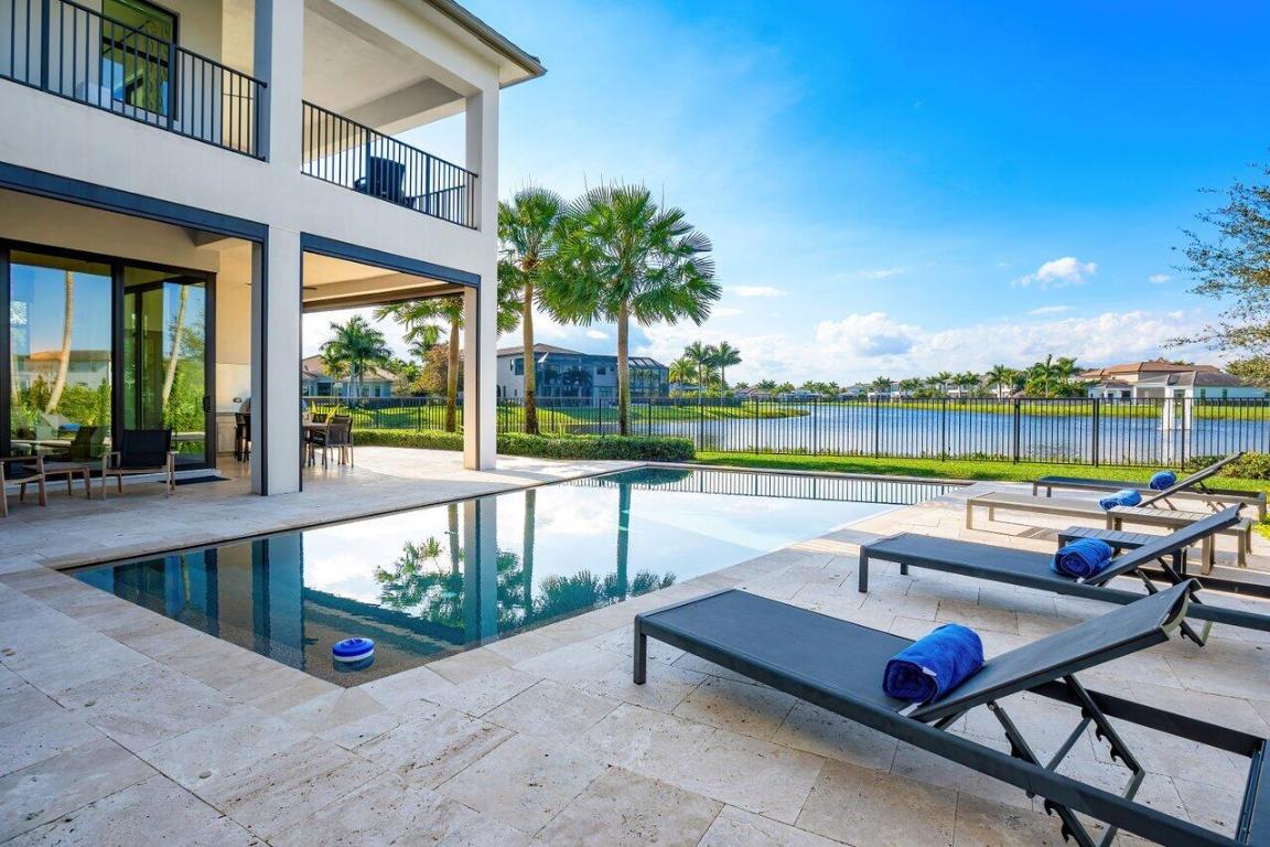 BOCA BRIDGES - Residential