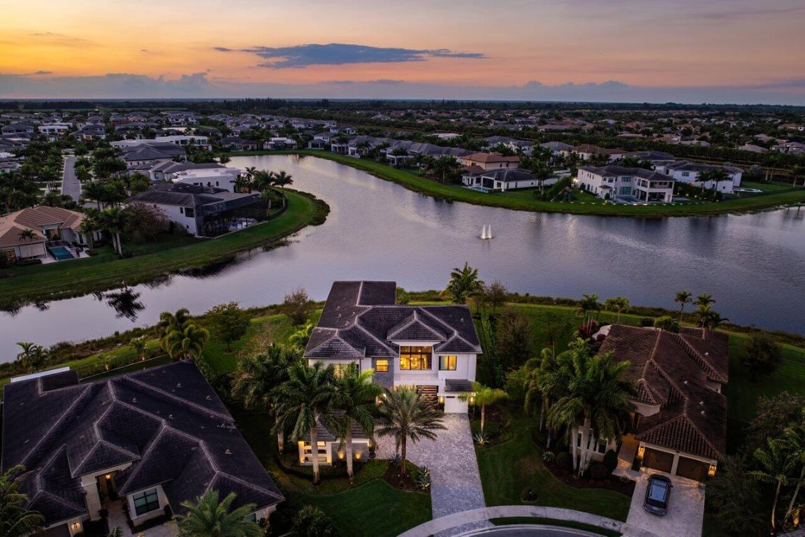 BOCA BRIDGES - Residential