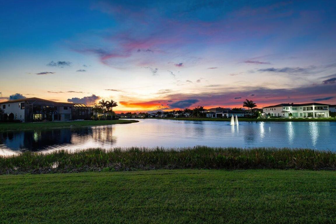 BOCA BRIDGES - Residential