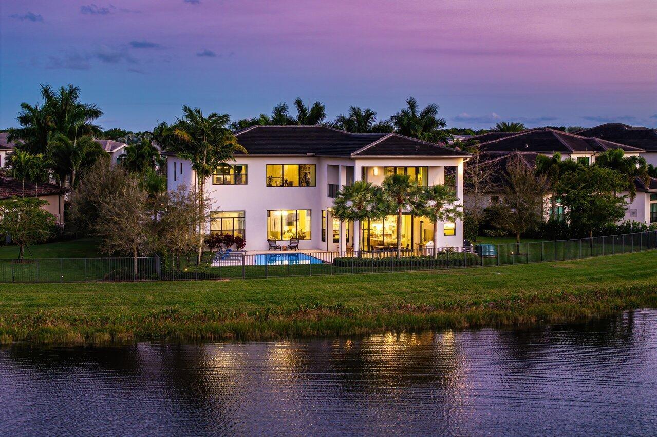 BOCA BRIDGES - Residential