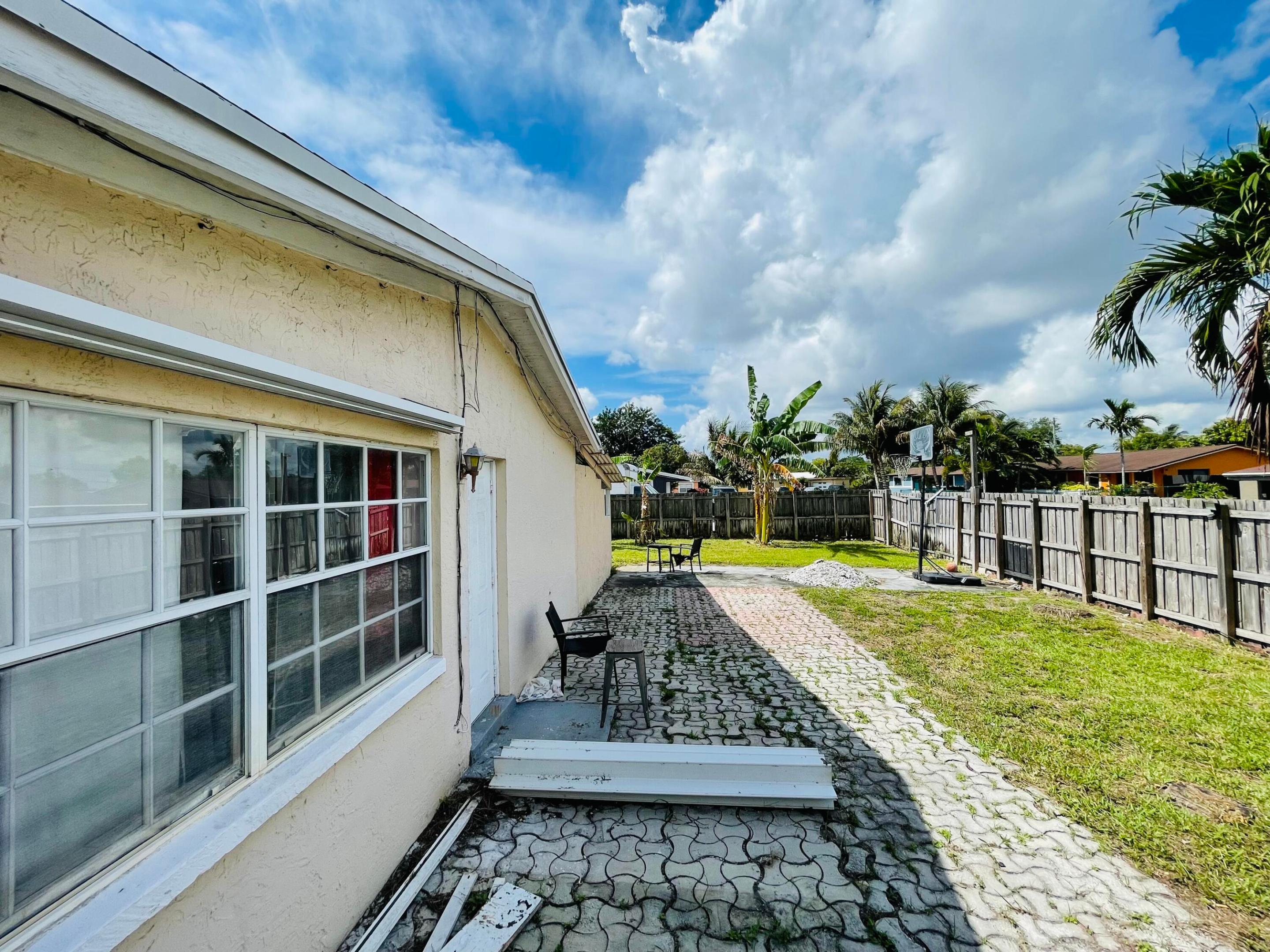 WESTWOOD PARK SEC 4 - Residential