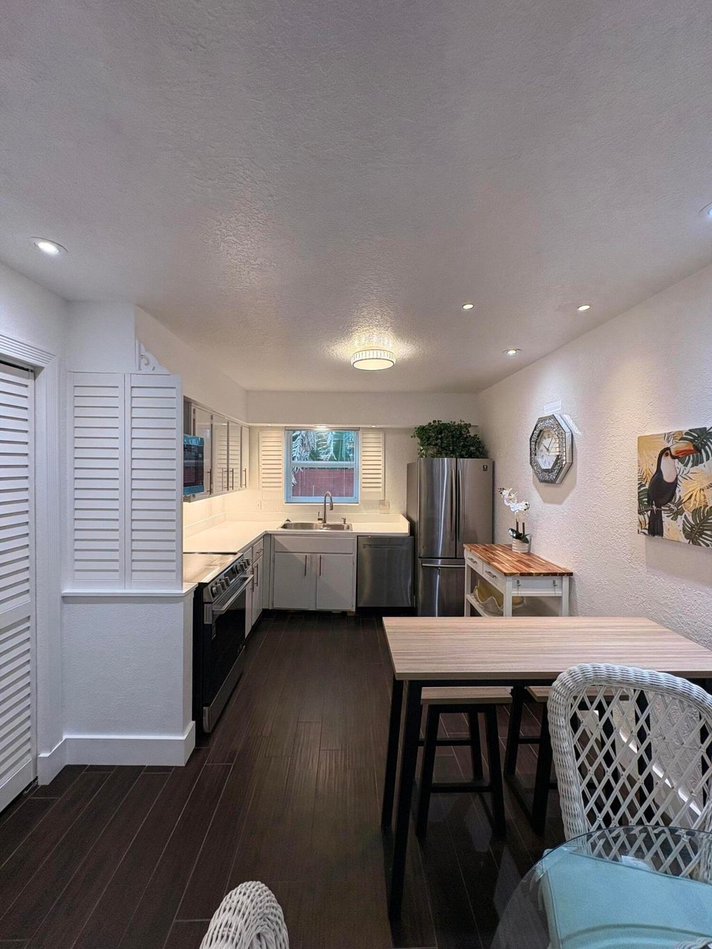 Photo of 601 SE 5th Court #102, Fort Lauderdale, FL 33301 (MLS # B26043102)