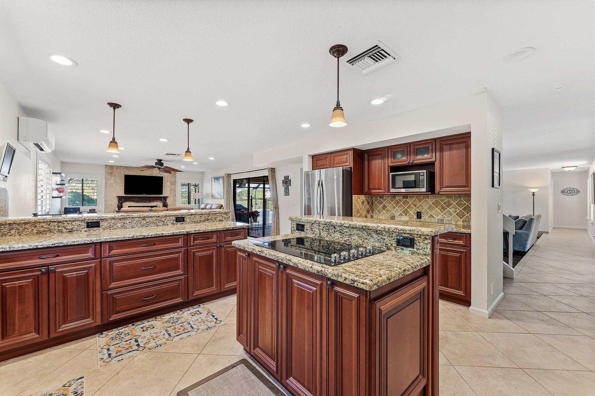 PGA RESORT COMMUNITY PL N - Residential