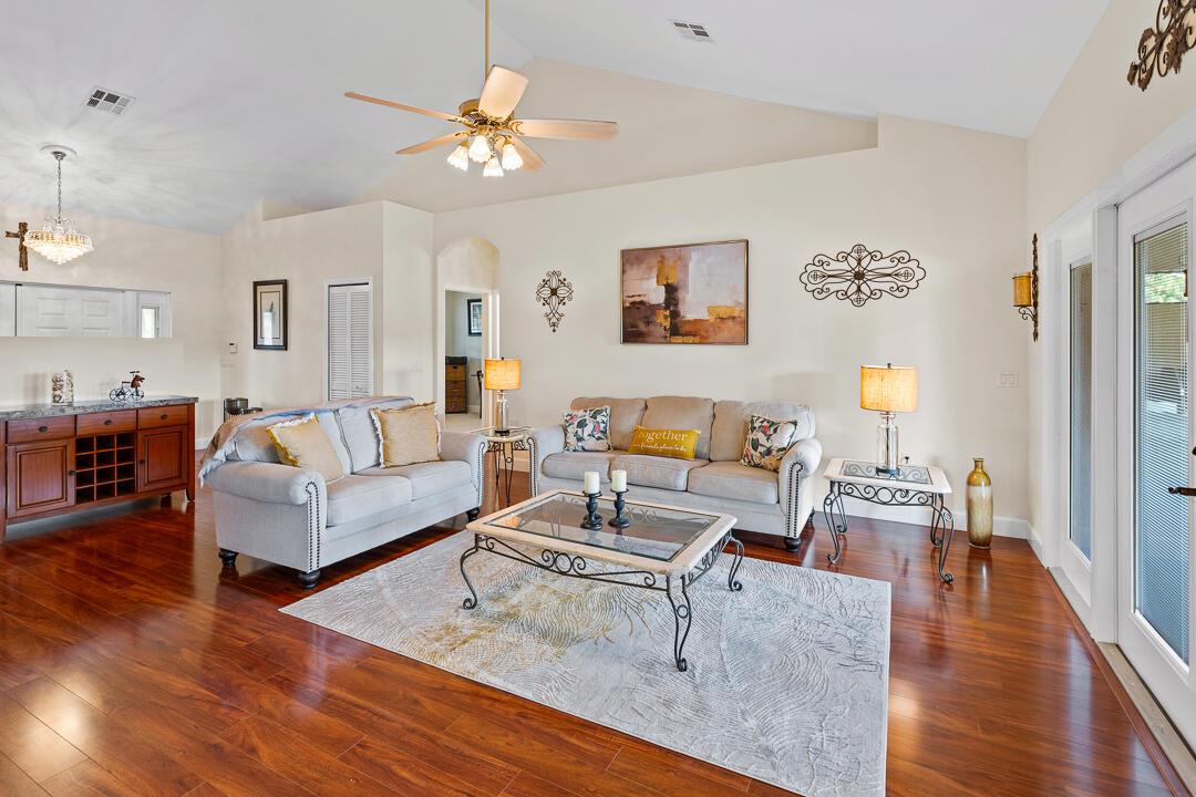 GENTILE LAND - Residential