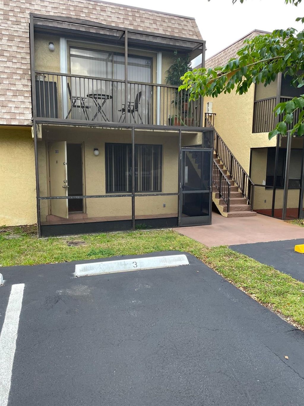 Photo of 1245 S Flagler Avenue S #303, Pompano Beach, FL 33060 (MLS # B26033508)