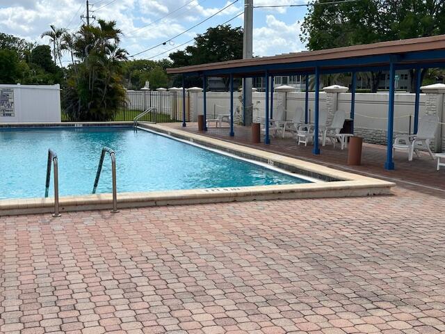 WESTWOOD COMMUNITY 4 - Residential