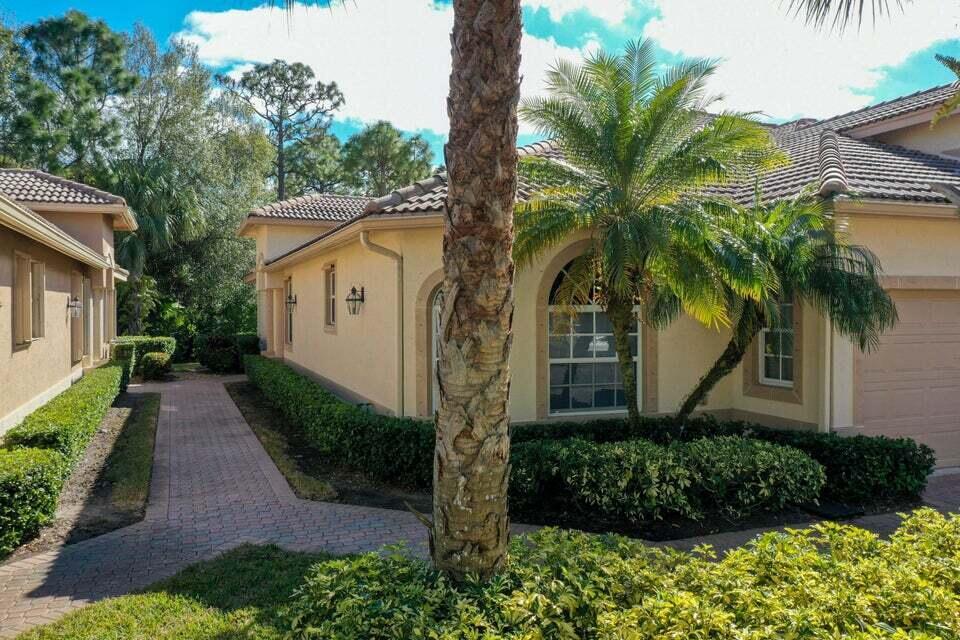 7032 Willow Pine Way