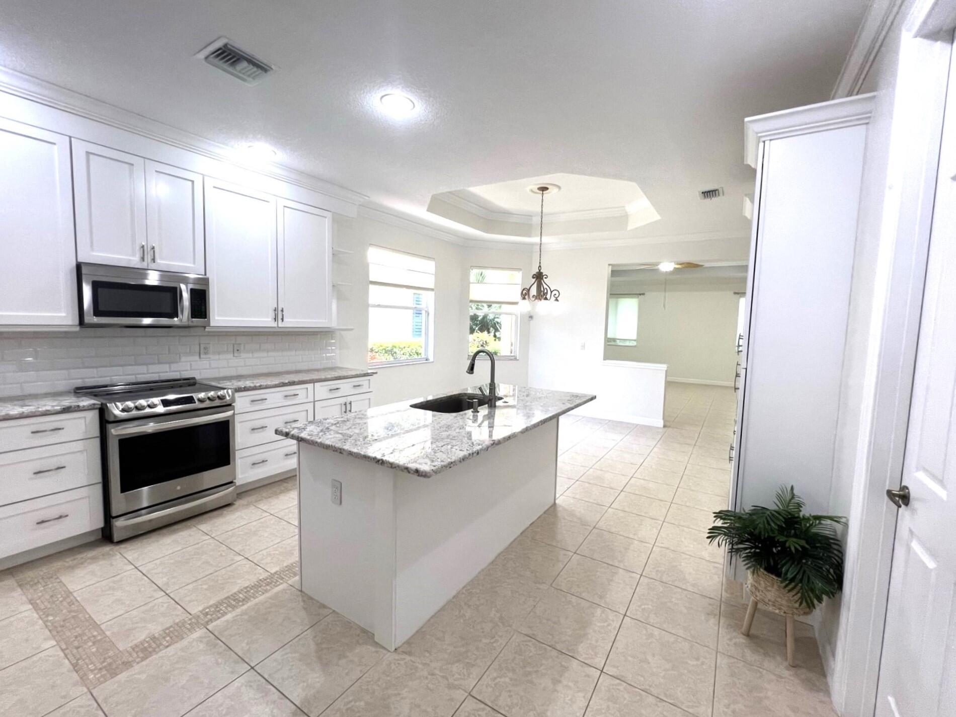 POD 6 PUD I AT THE RESERV - Residential