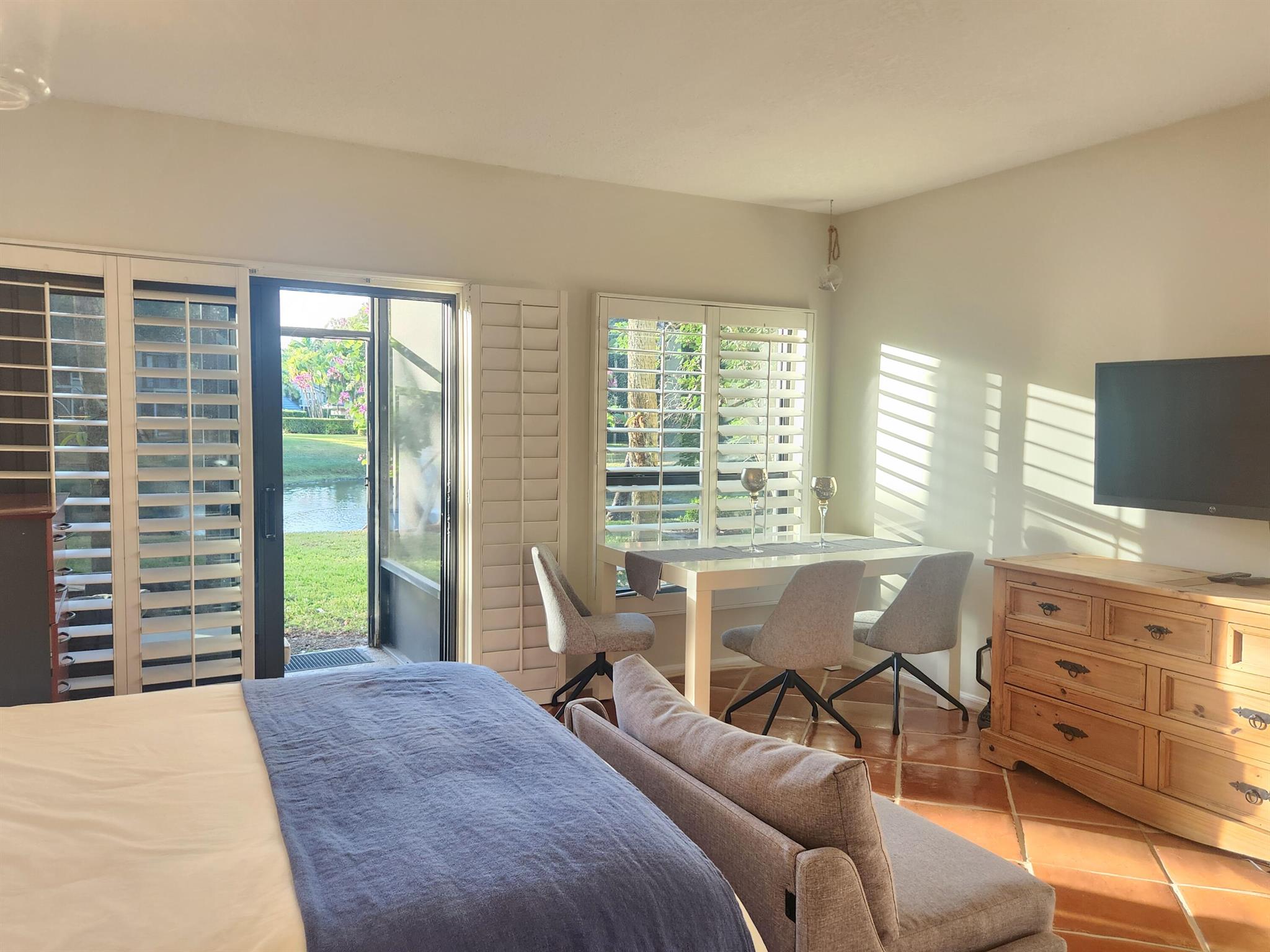 TENNIS LODGES NO 1 COND D - Residential