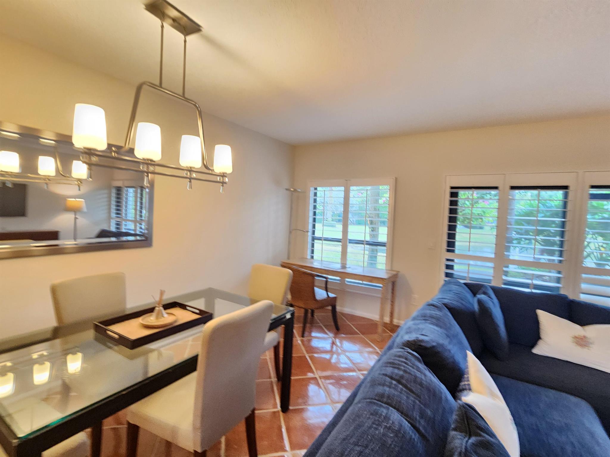 TENNIS LODGES NO 1 COND D - Residential