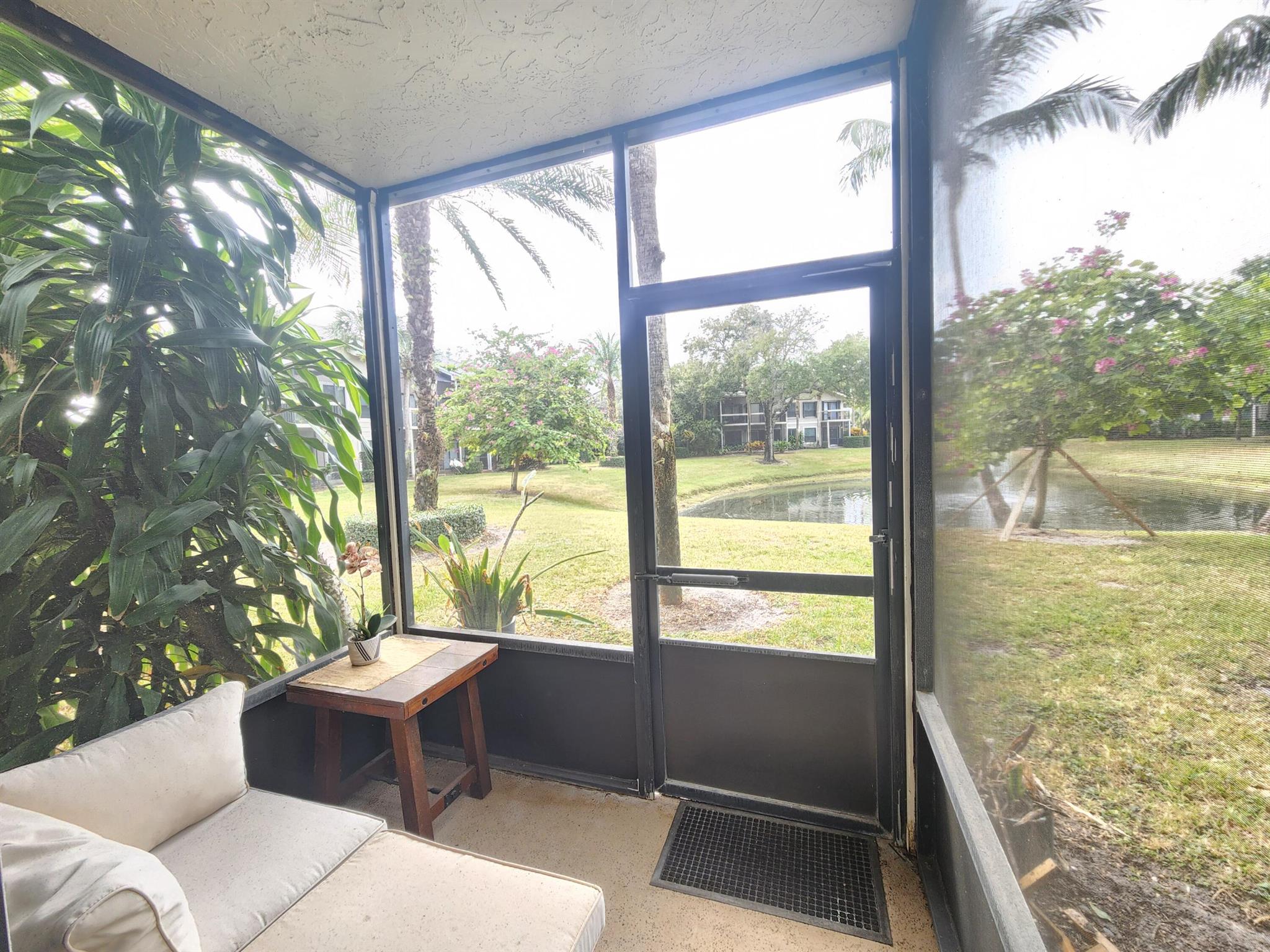 TENNIS LODGES NO 1 COND D - Residential