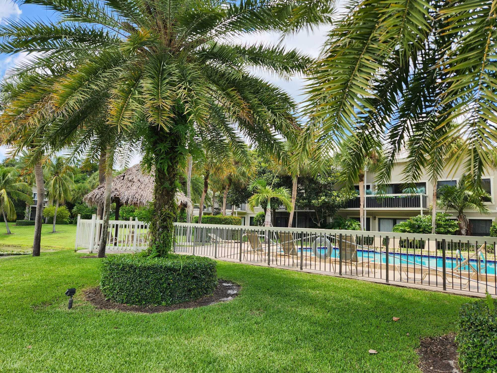 TENNIS LODGES NO 1 COND D - Residential
