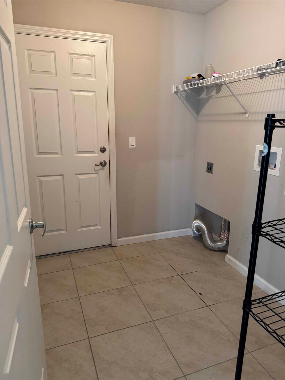 PORT ST LUCIE SECTION 21 - Residential Lease