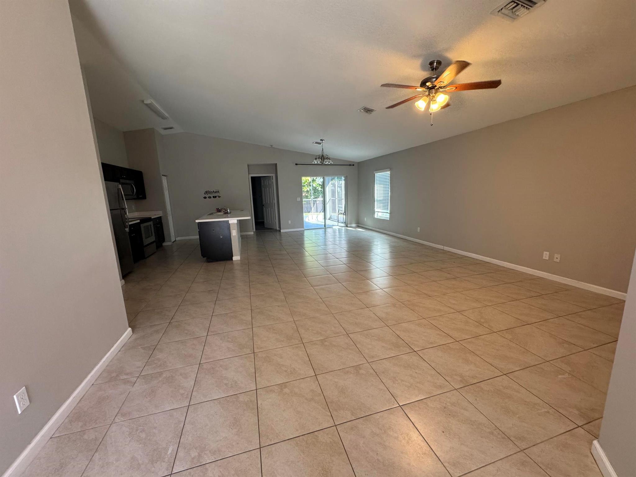 PORT ST LUCIE SECTION 21 - Residential Lease
