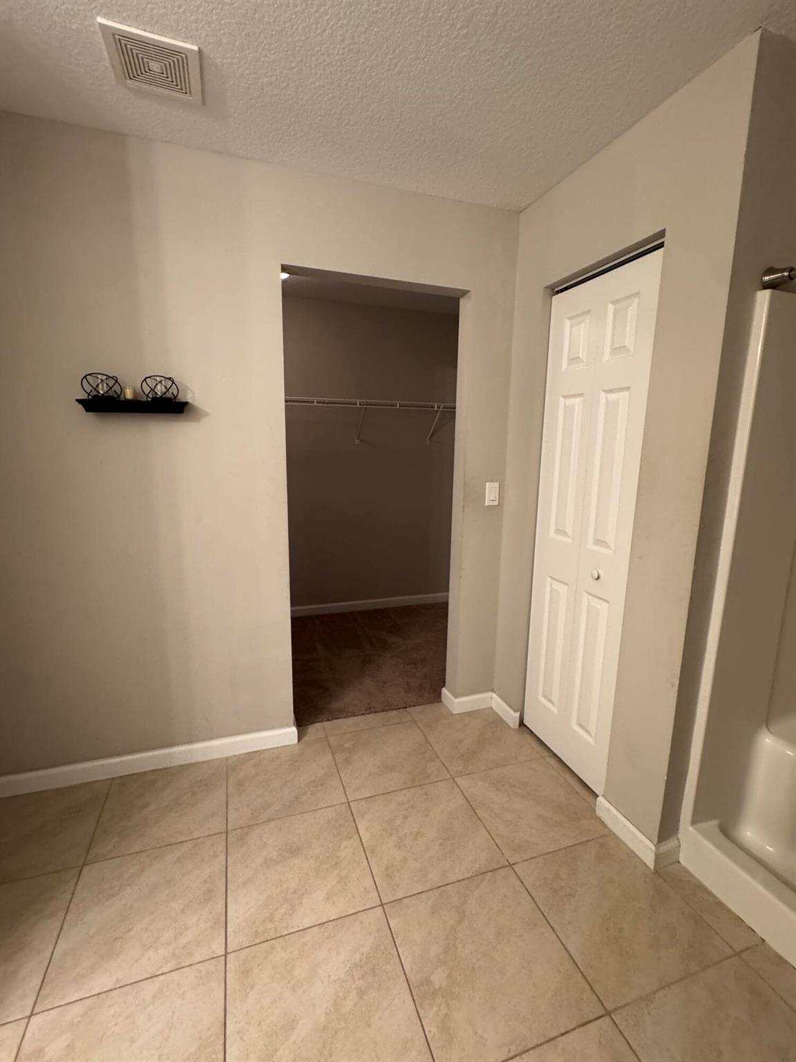 PORT ST LUCIE SECTION 21 - Residential Lease