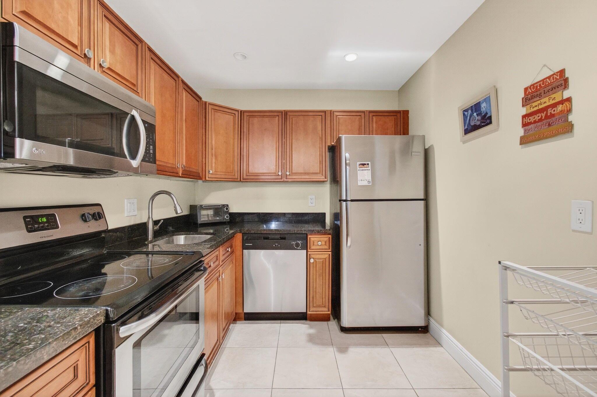 480 NW 20th Street #301
