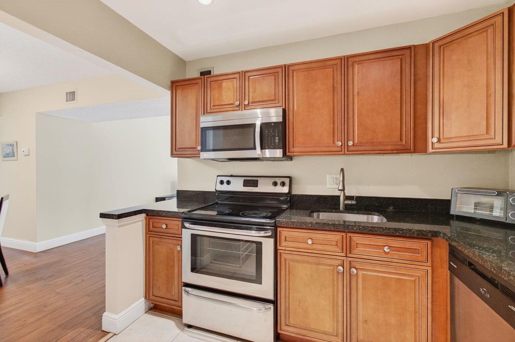 Photo of 480 NW 20th Street #301, Boca Raton, FL 33431 (MLS # R11107932)