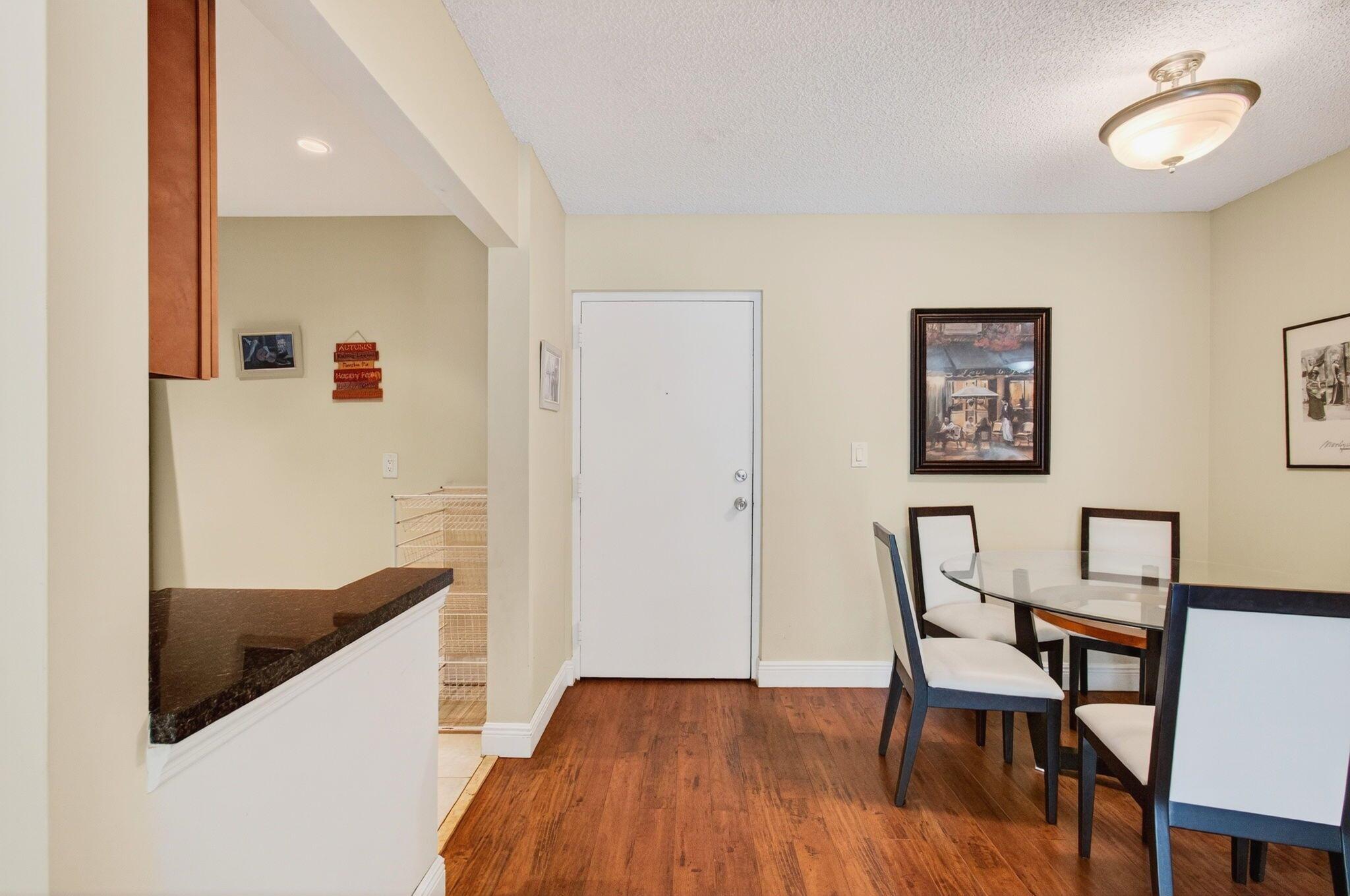480 NW 20th Street #301