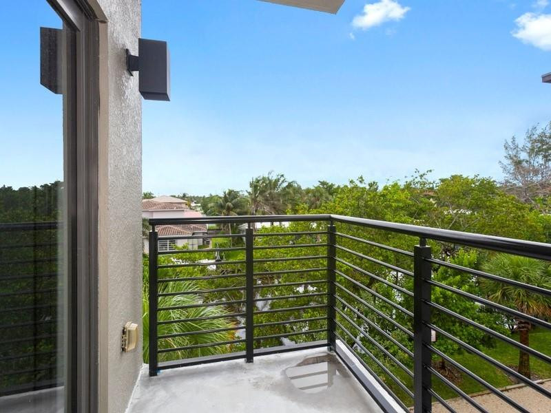 196 SE 4th Terrace K-1