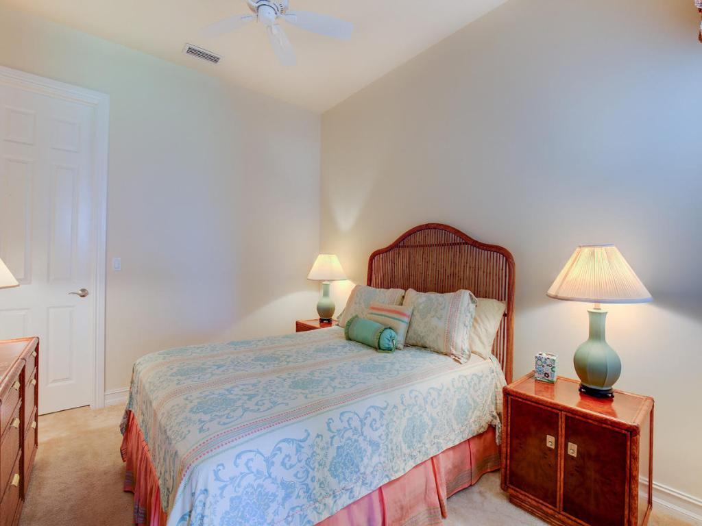 JUPITER COUNTRY CLUB - Residential