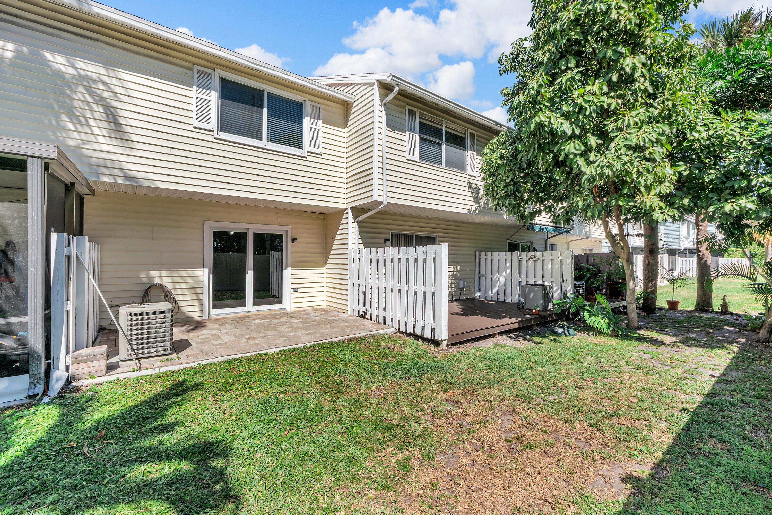 SUN HARBOUR - Residential Lease