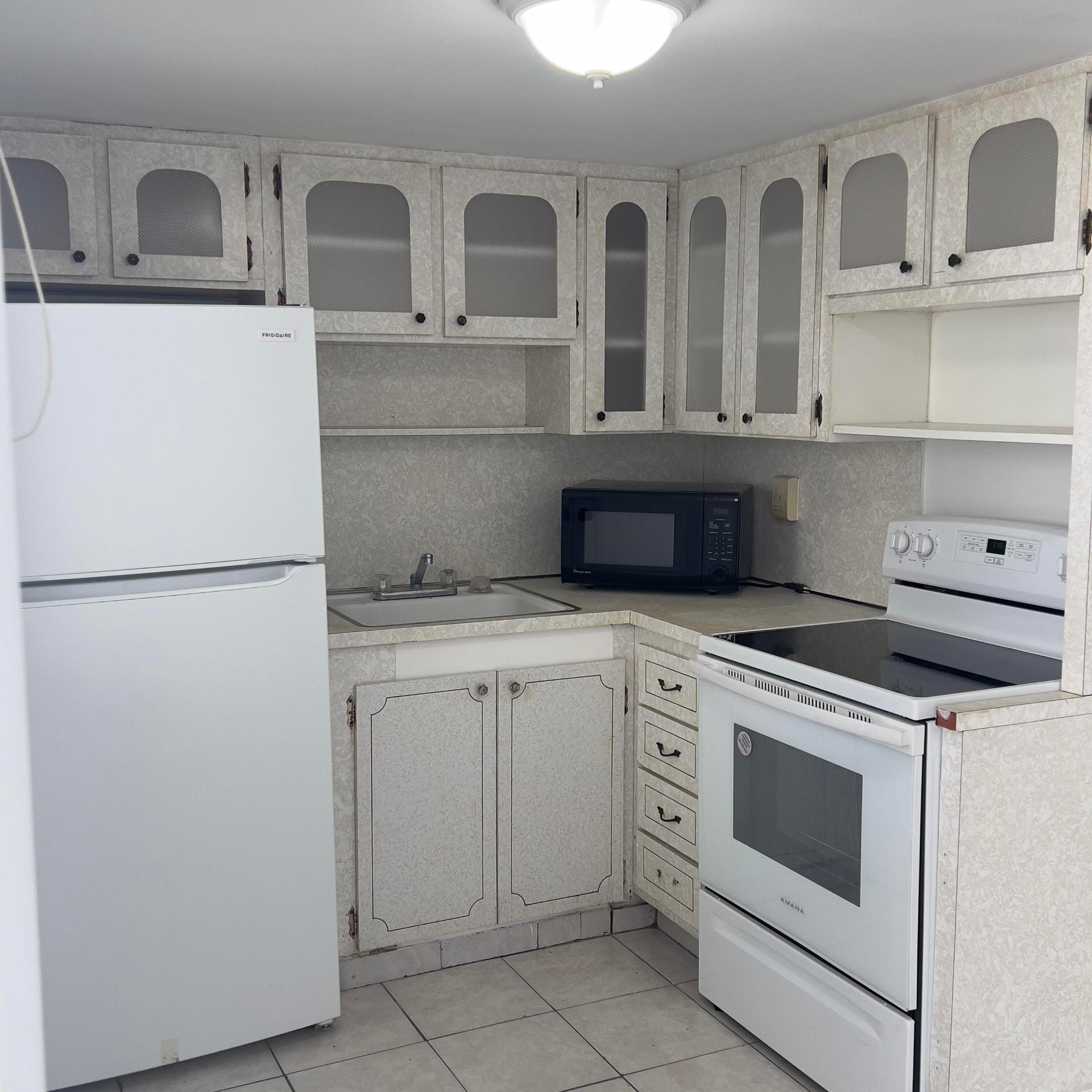 POINT EAST SEC II CONDOMINIUM - Residential