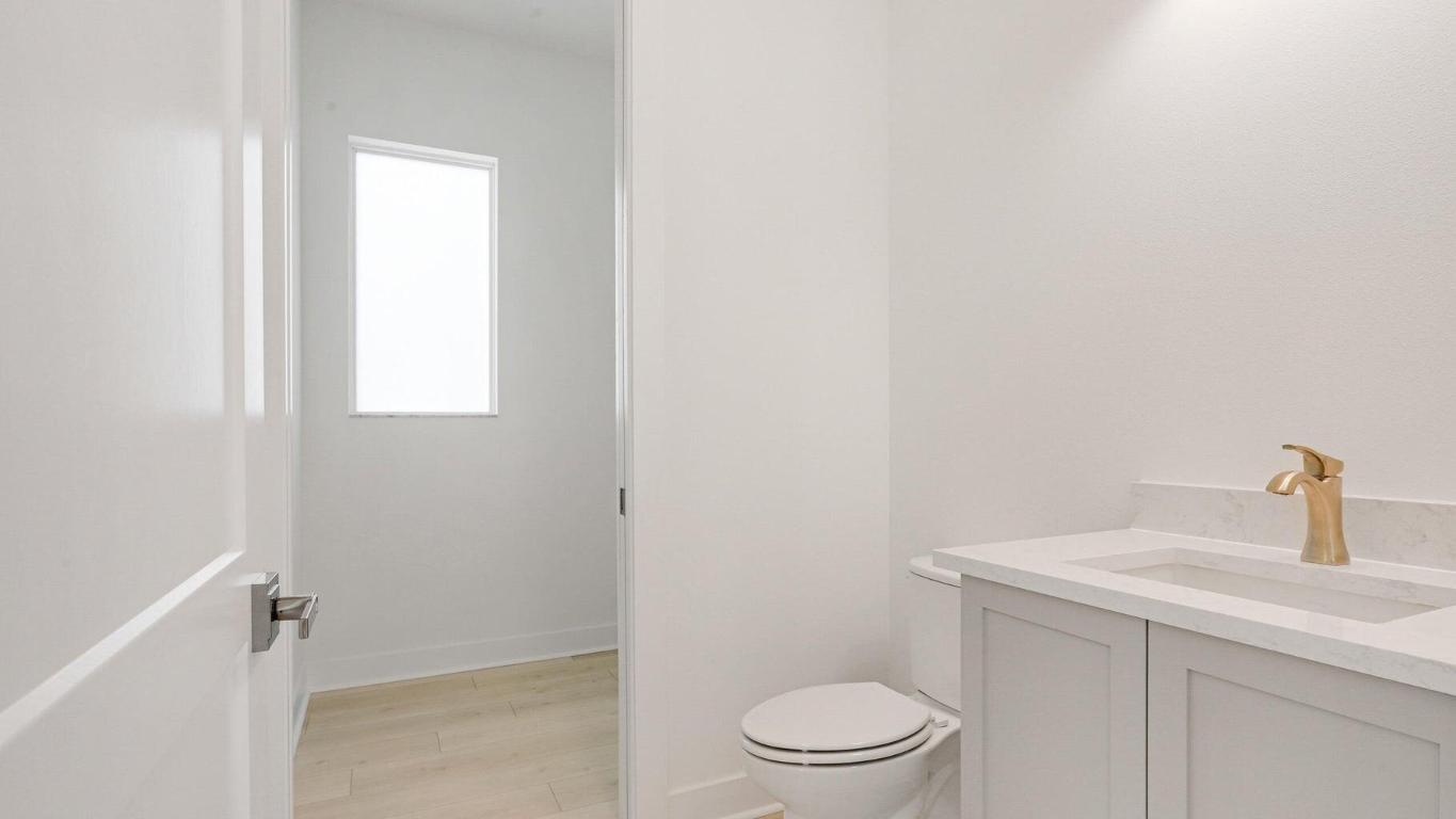 ALTON - Residential Lease