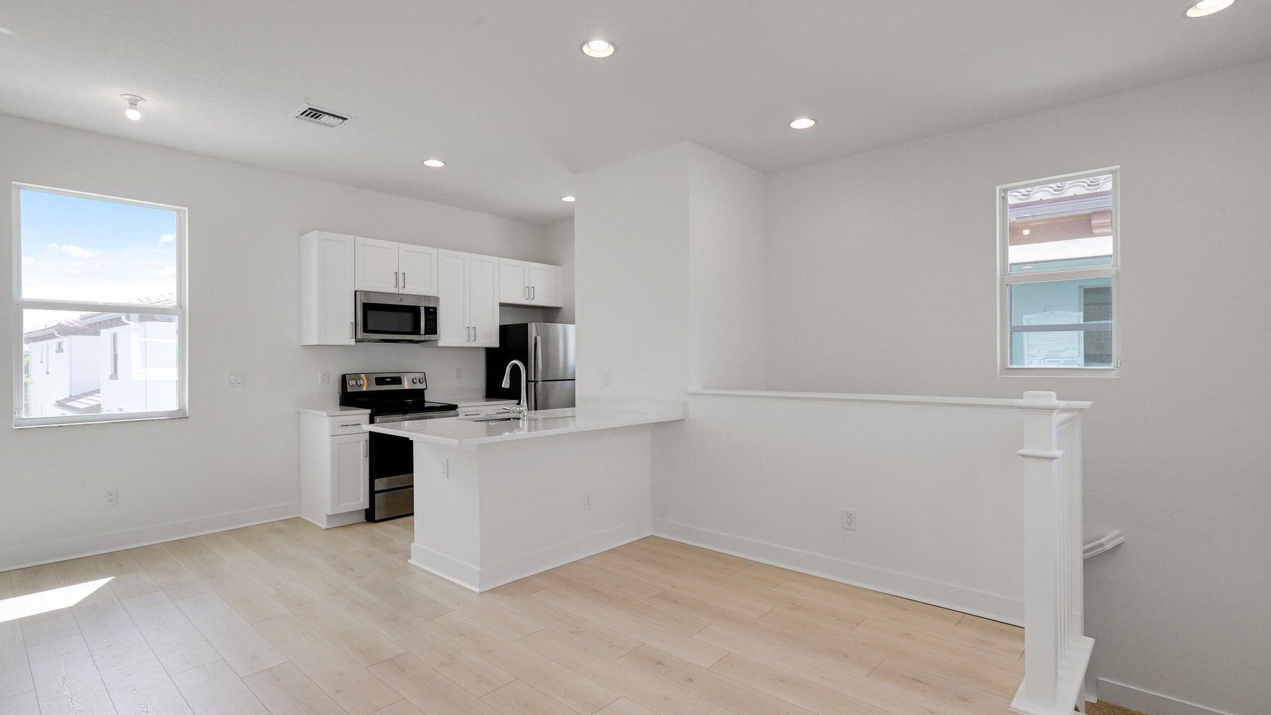 ALTON - Residential Lease