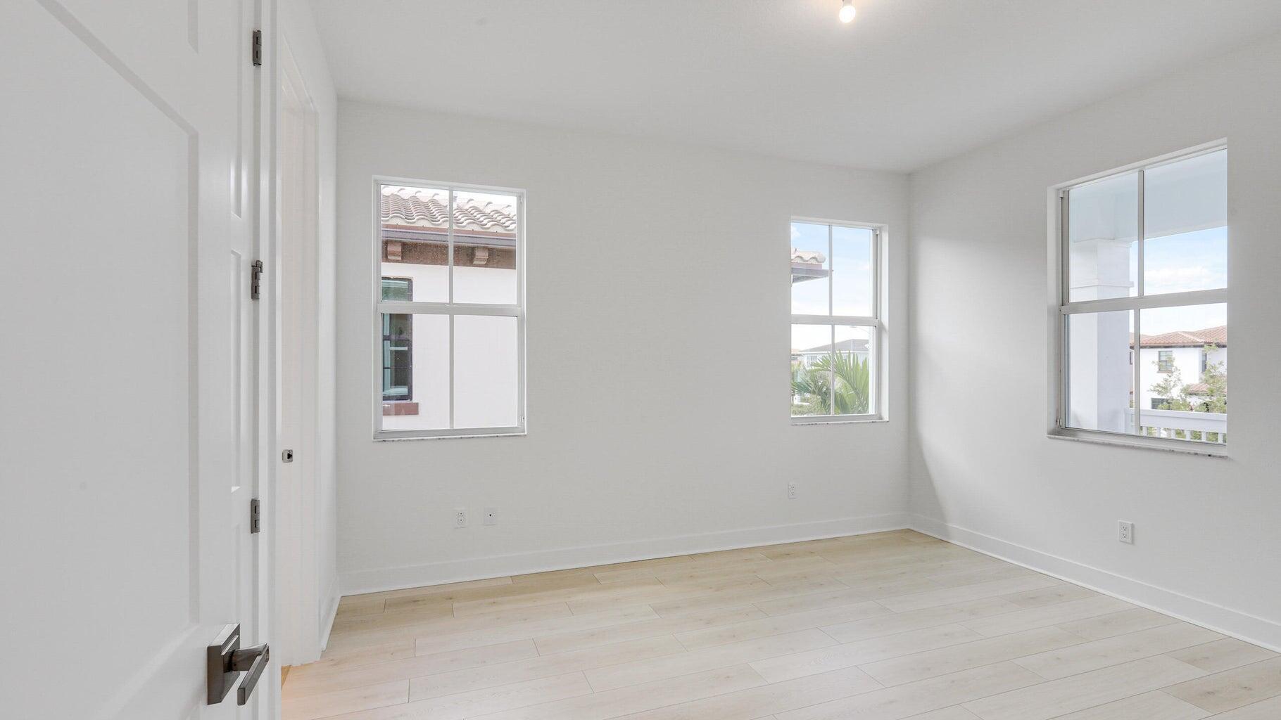 ALTON - Residential Lease