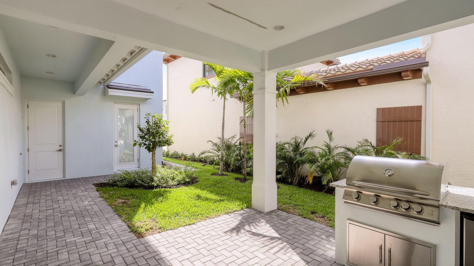 ALTON - Residential Lease