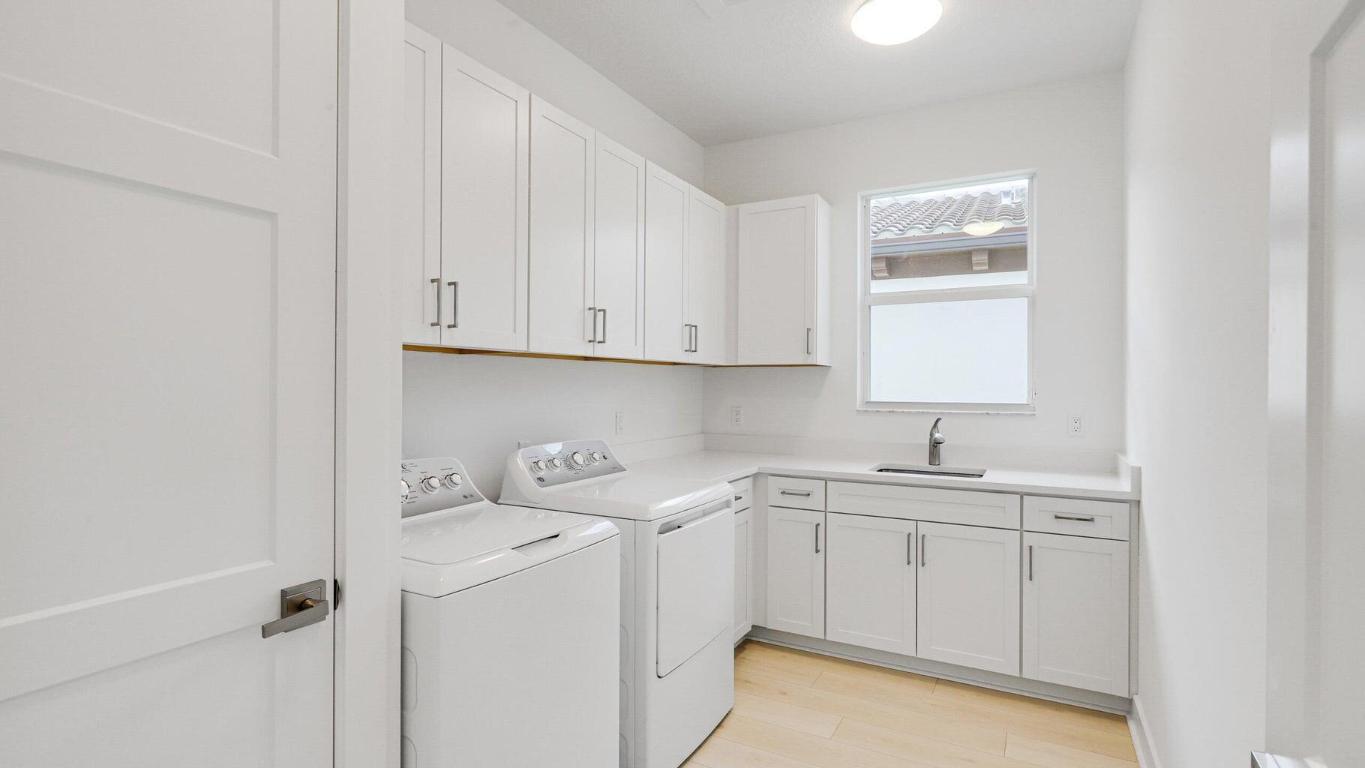 ALTON - Residential Lease