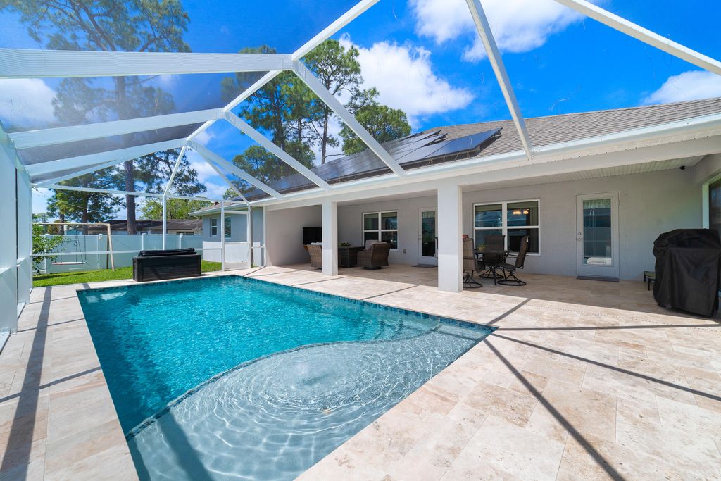 Photo of 416 SE Jupiter Terrace, Port Saint Lucie, FL 34983 (MLS # B26013859)