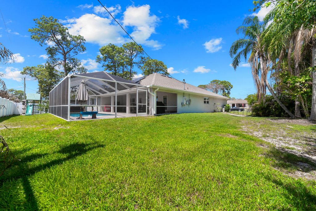 Photo of 416 SE Jupiter Terrace, Port Saint Lucie, FL 34983 (MLS # B26013859)