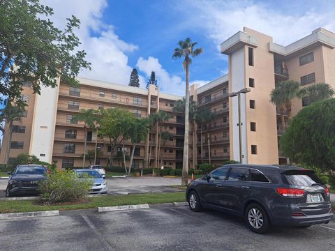 A home in Lake Worth