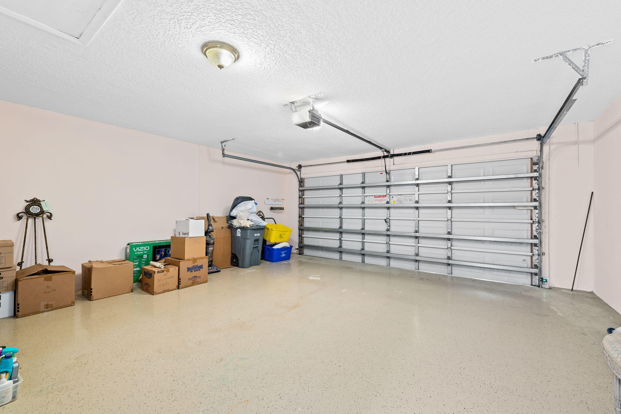 VALENCIA LAKES 1 - Residential