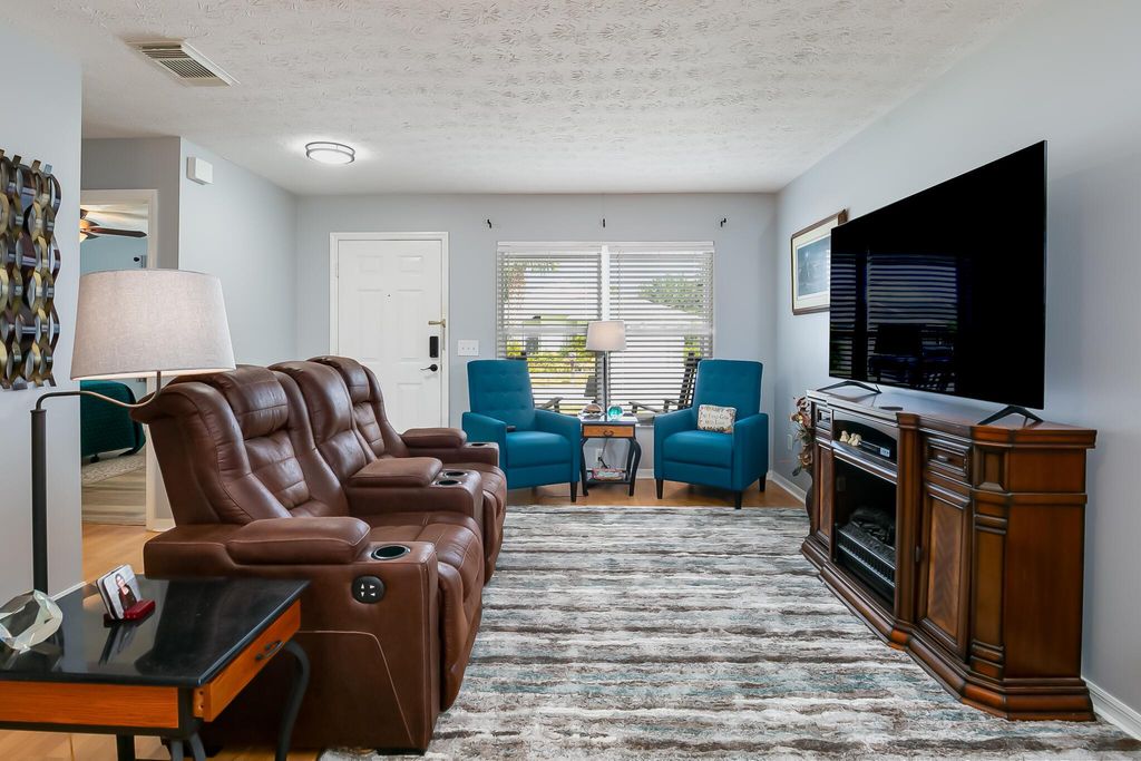 Photo of 6620 Picante Circle, Fort Pierce, FL 34951 (MLS # R11085018)