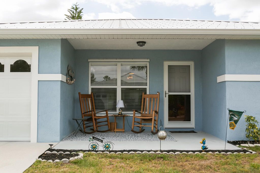 Photo of 6620 Picante Circle, Fort Pierce, FL 34951 (MLS # R11085018)