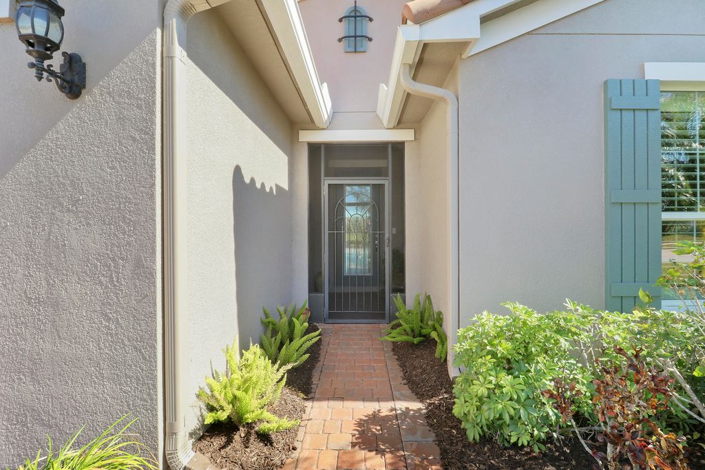 Photo of 10288 SW Yellowwood Avenue, Port Saint Lucie, FL 34987 (MLS # R11164805)