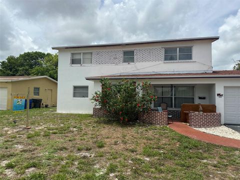 Single Family Residence in Lauderdale Lakes FL 4001 36th Ter Ter 30.jpg