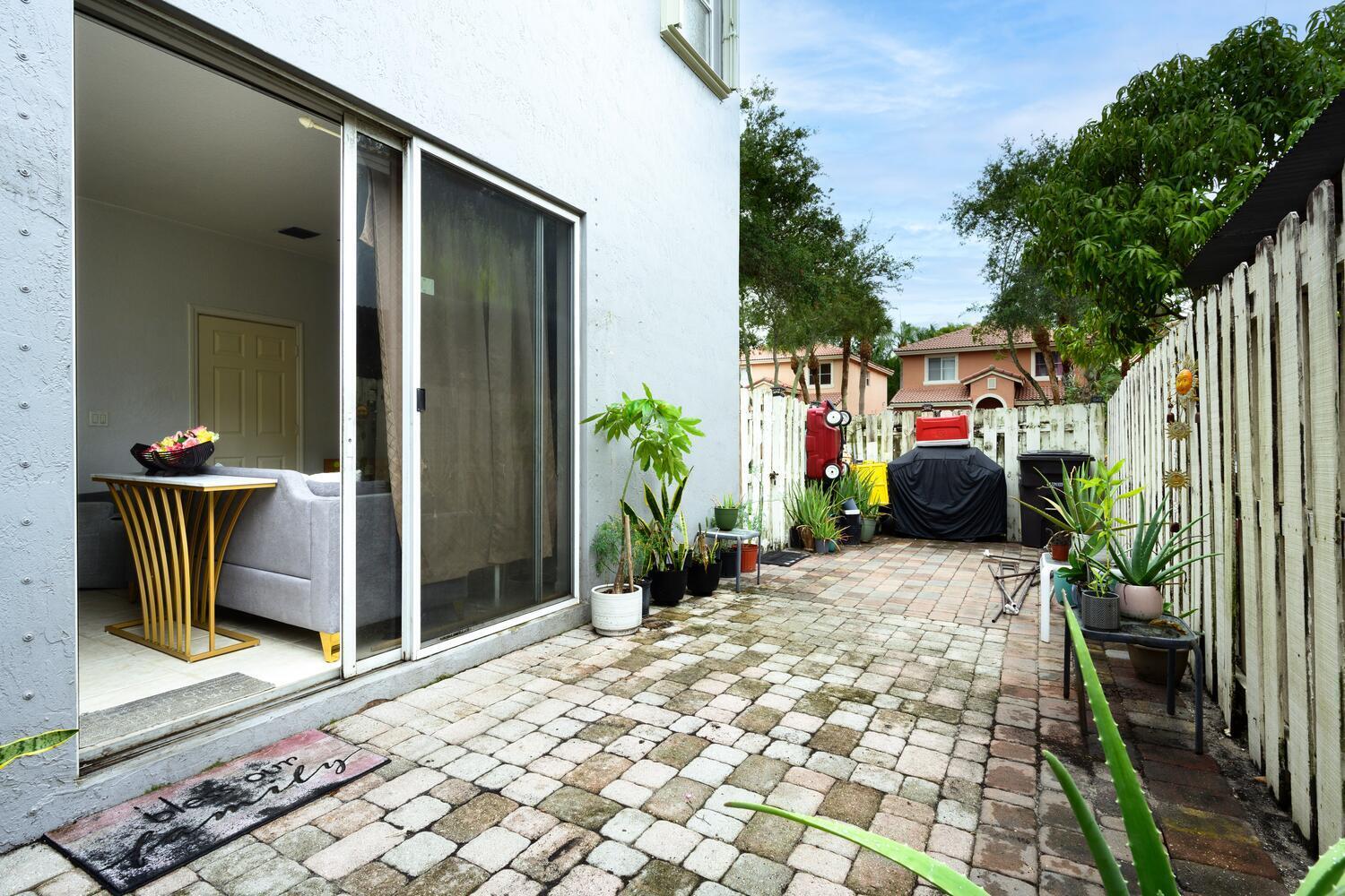 BRIGER PARS G, H AND J - Residential