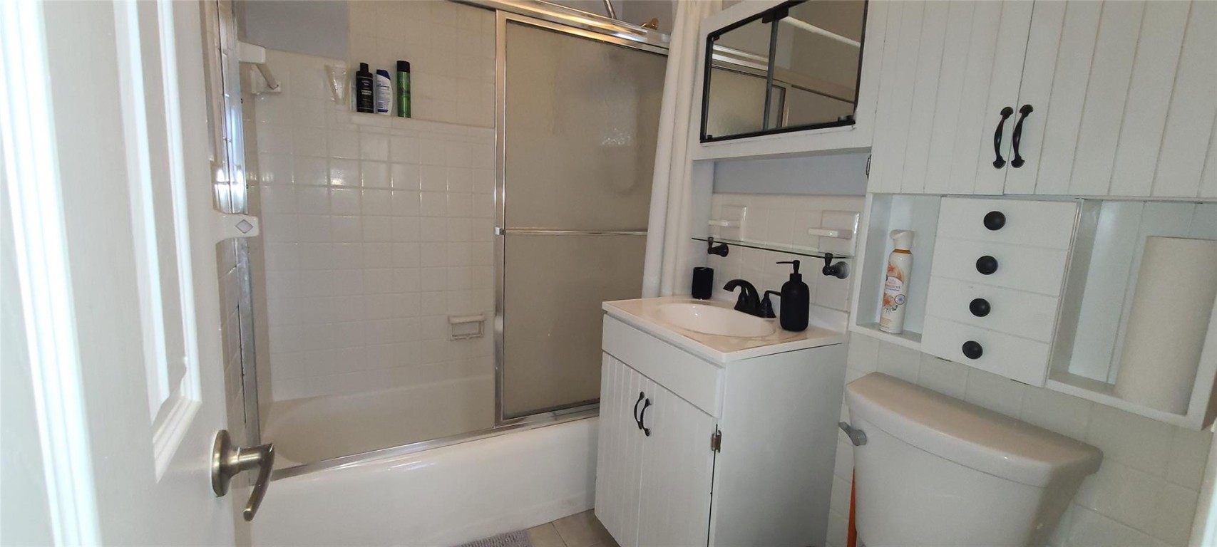 PALM SPRINGS VILLAGE 2 - Residential Lease