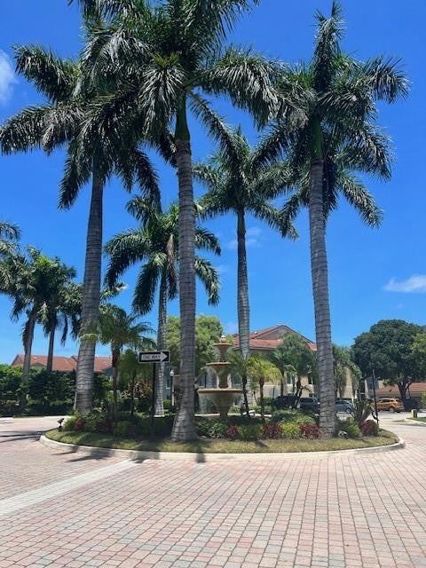 Photo of 201 Villa Circle #201, Boynton Beach, FL 33435 (MLS # B26049906)