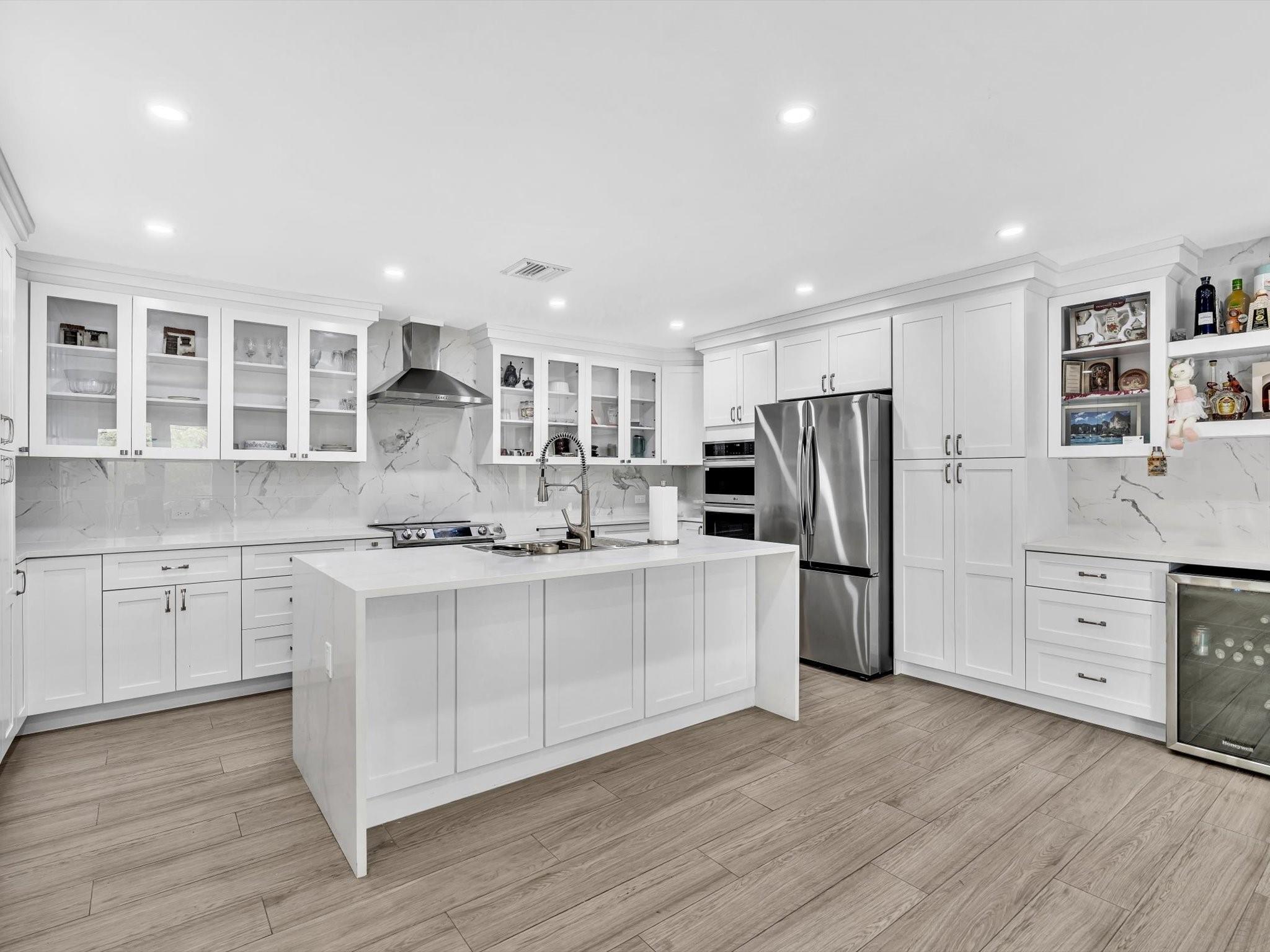 Rushwood 100-13 B - Residential Lease