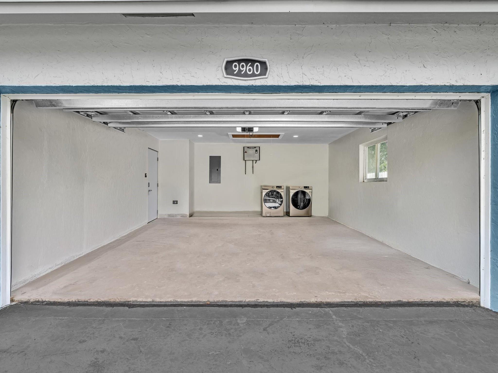 Rushwood 100-13 B - Residential Lease