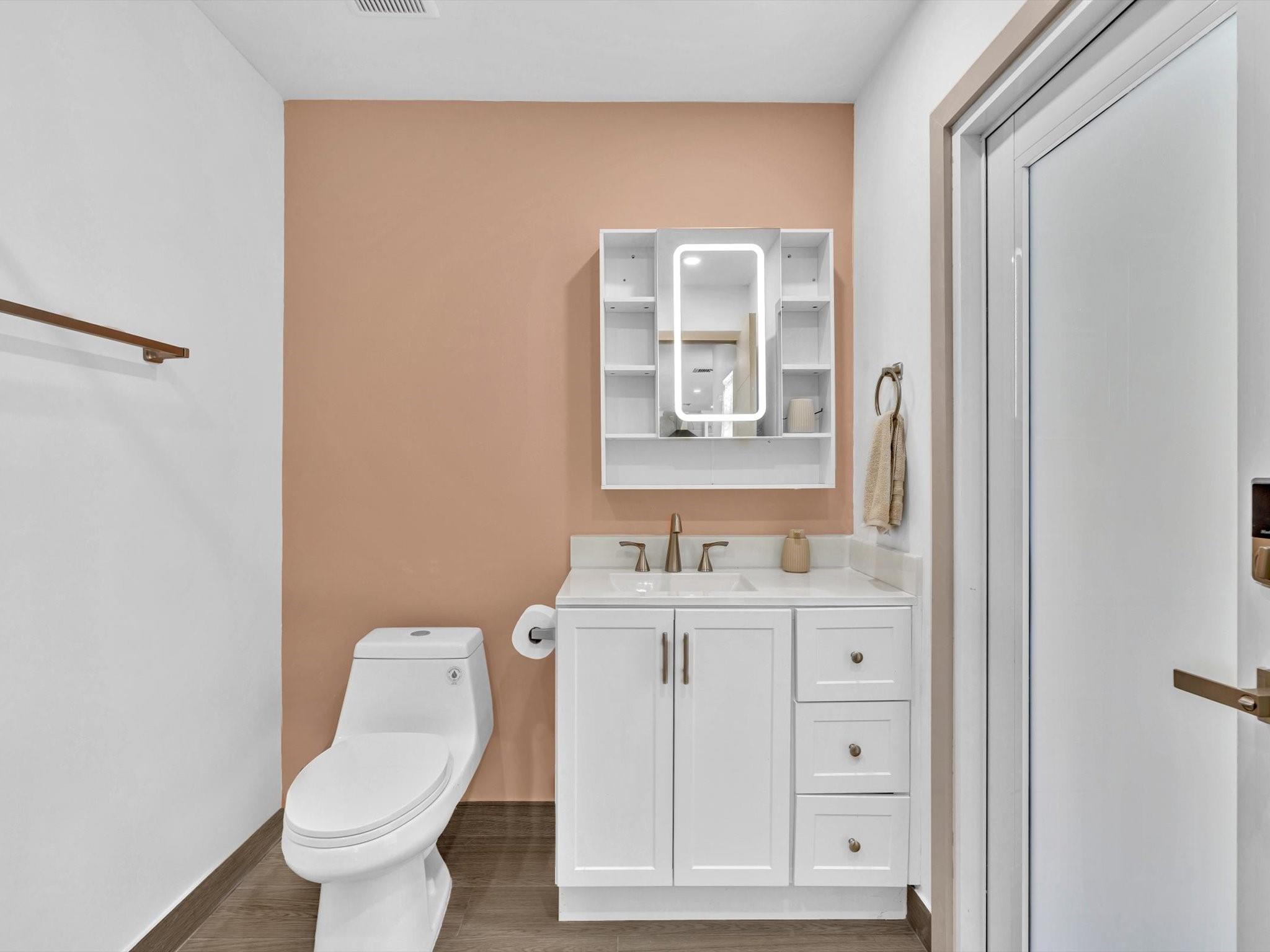 Rushwood 100-13 B - Residential Lease