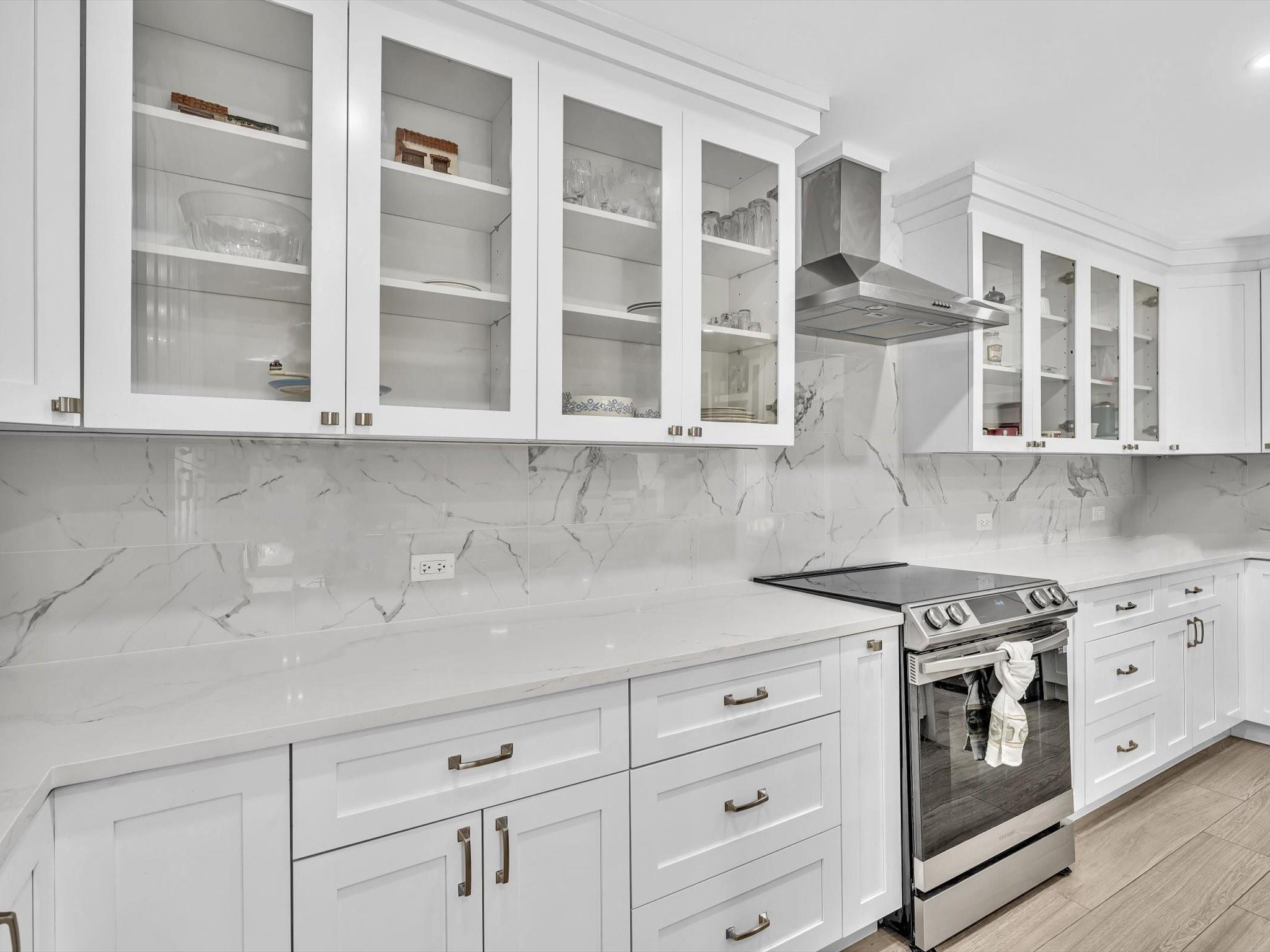 Rushwood 100-13 B - Residential Lease
