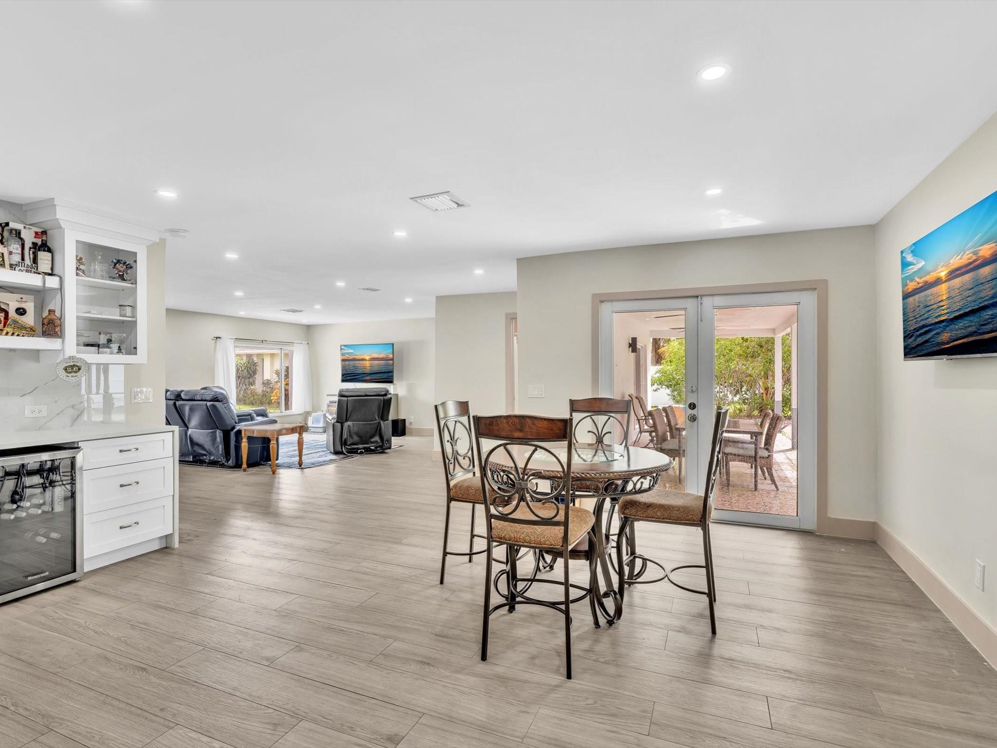 Rushwood 100-13 B - Residential Lease