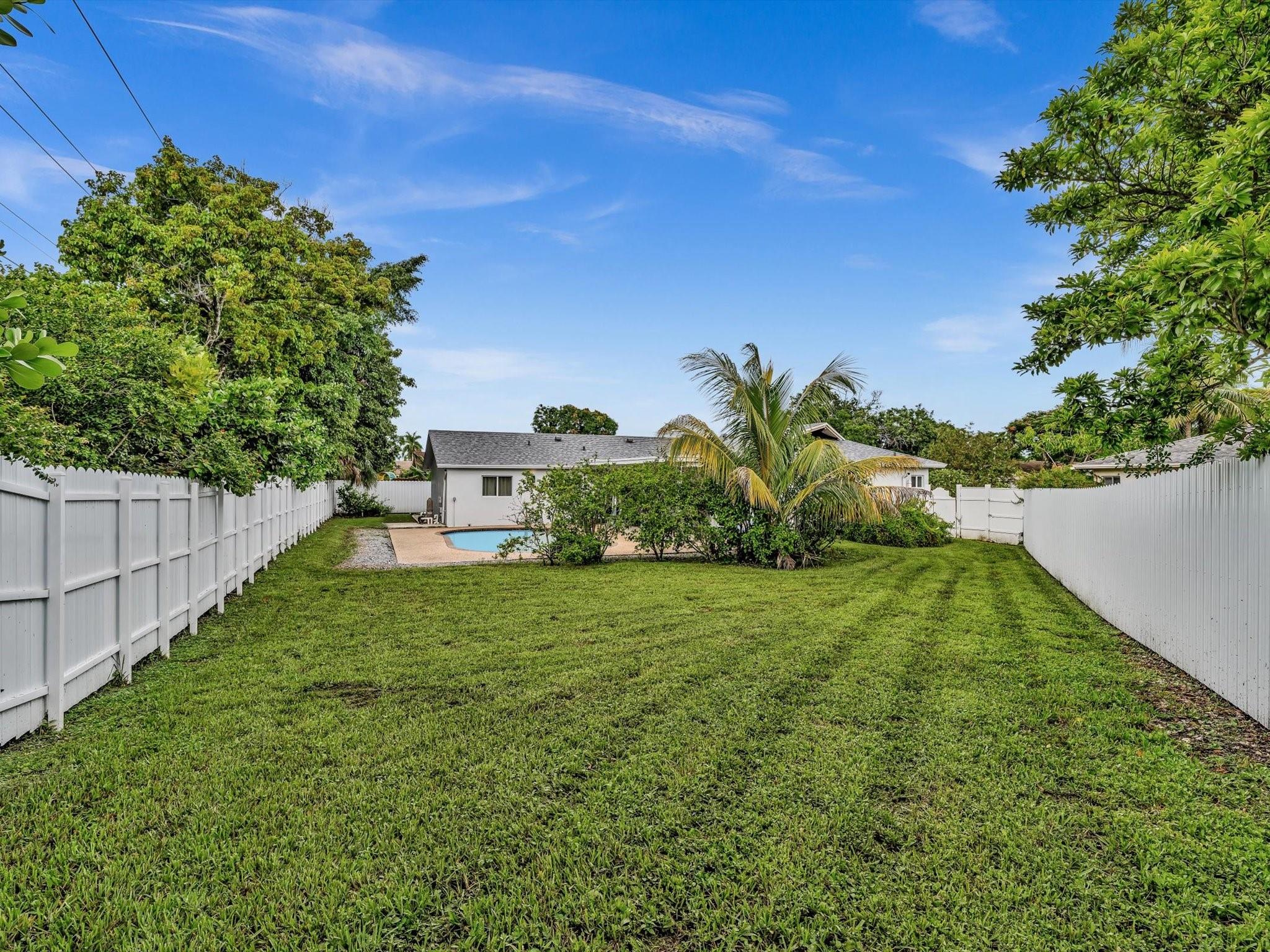 Rushwood 100-13 B - Residential Lease