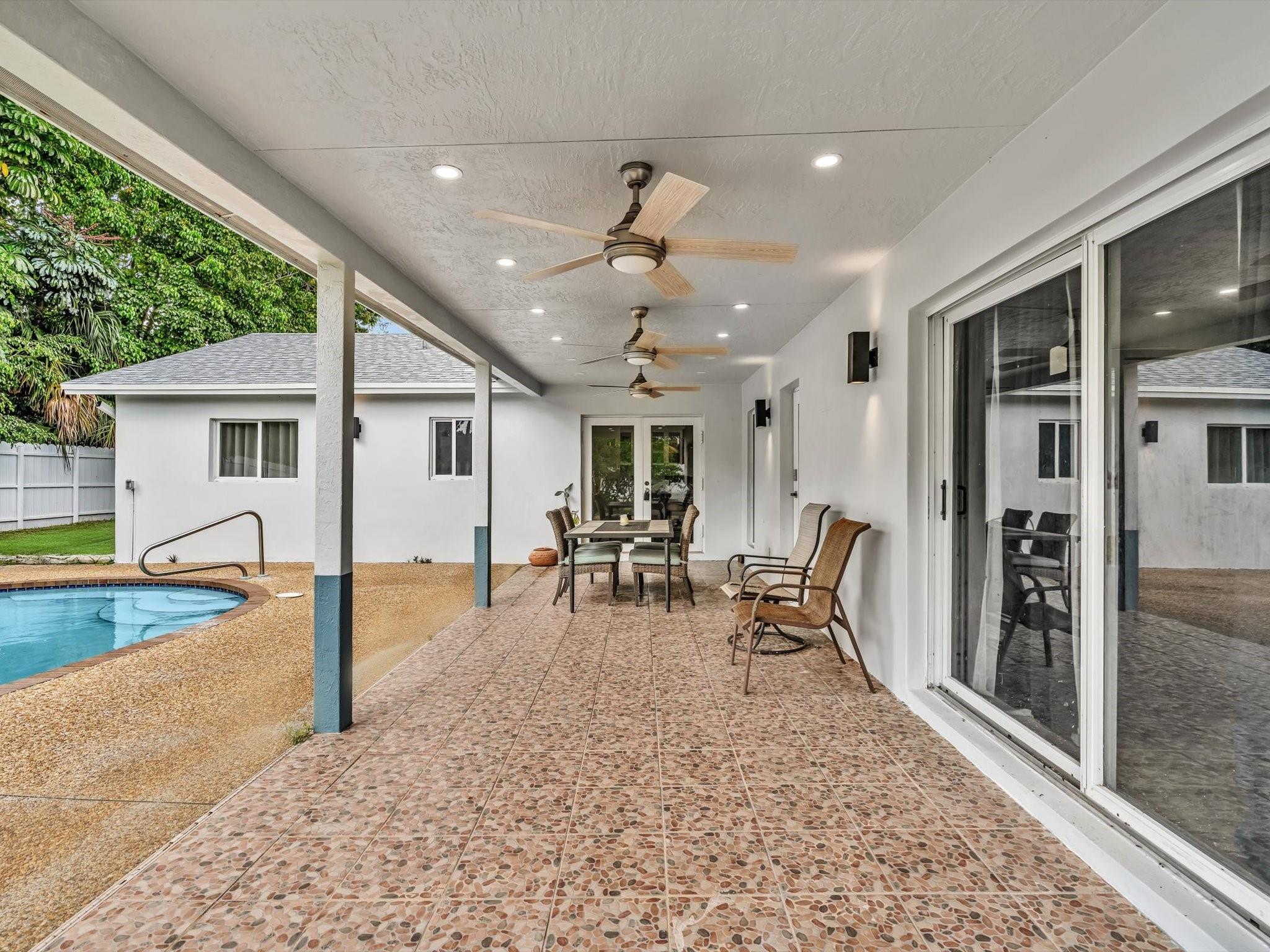Rushwood 100-13 B - Residential Lease