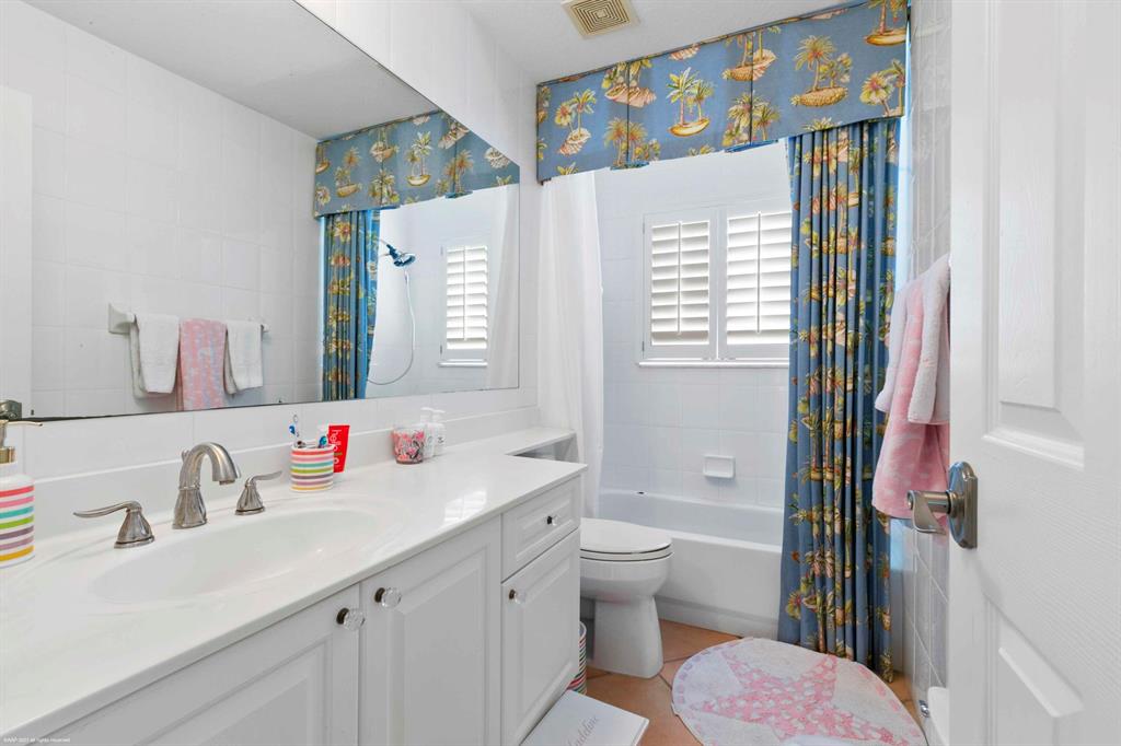 PALM BEACH POINT - Residential